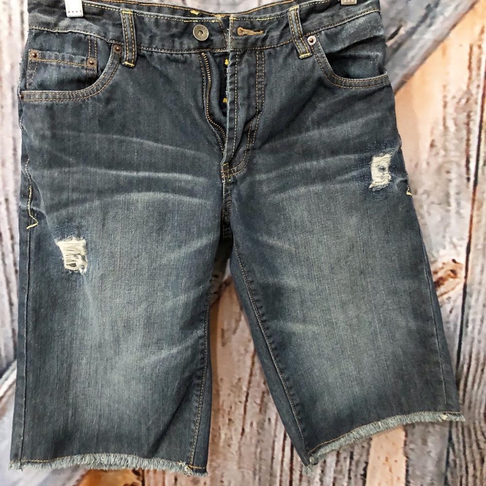 Lucky Brand Billy Straight Distressed Denim Shorts | Boys Size 16